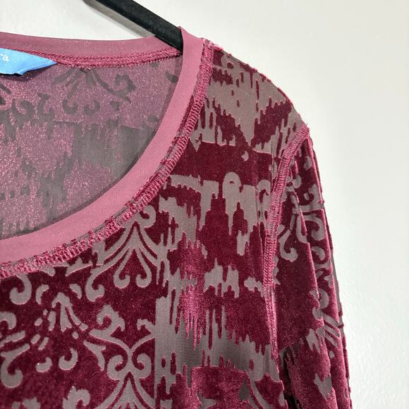 Simply Vera Women's Whimsygoth Burgundy Burnout Velvet Top - Large - Oversized - Picture 2 of 6